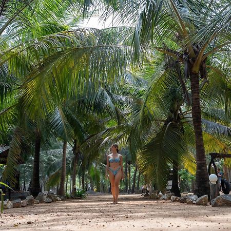 Sand Dune Beach Resort & Surf Camp آروغام المظهر الخارجي الصورة