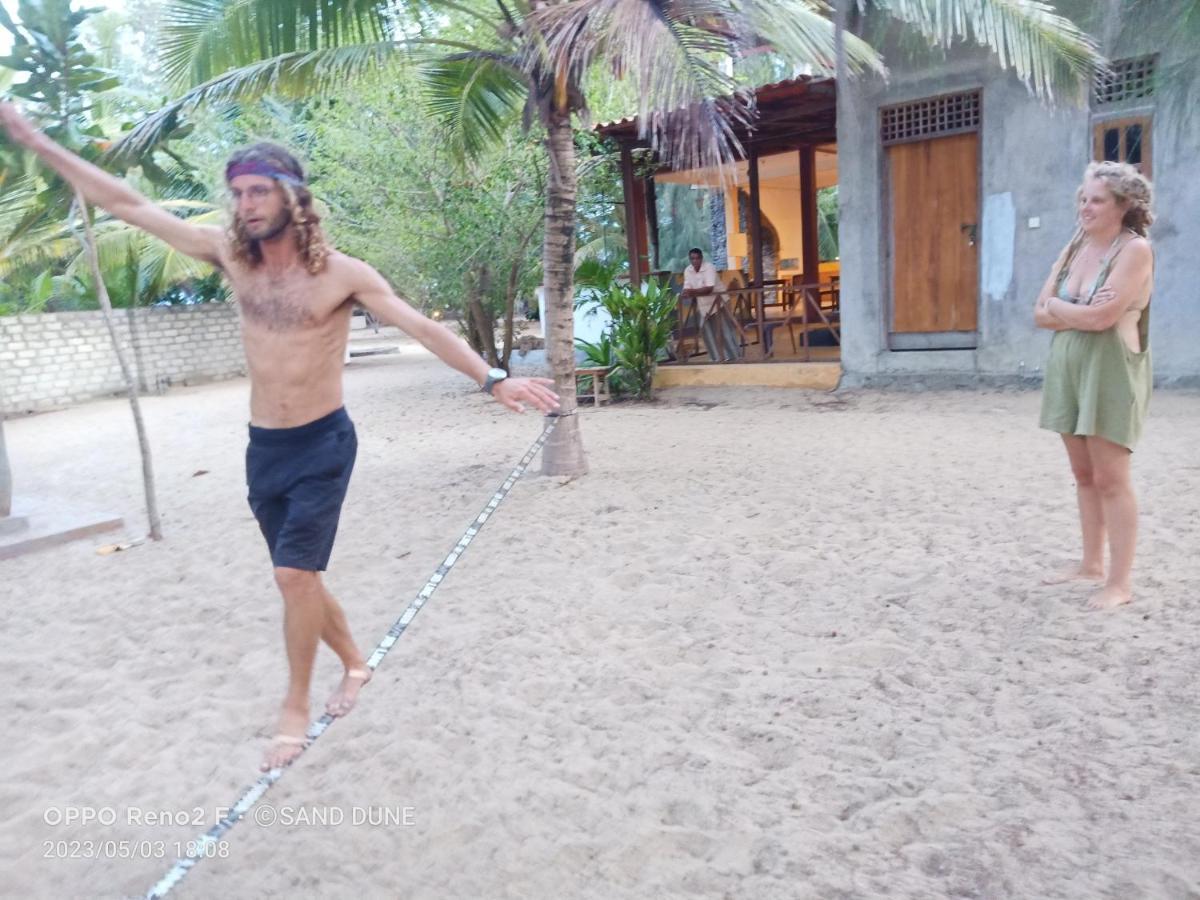 Sand Dune Beach Resort & Surf Camp آروغام المظهر الخارجي الصورة