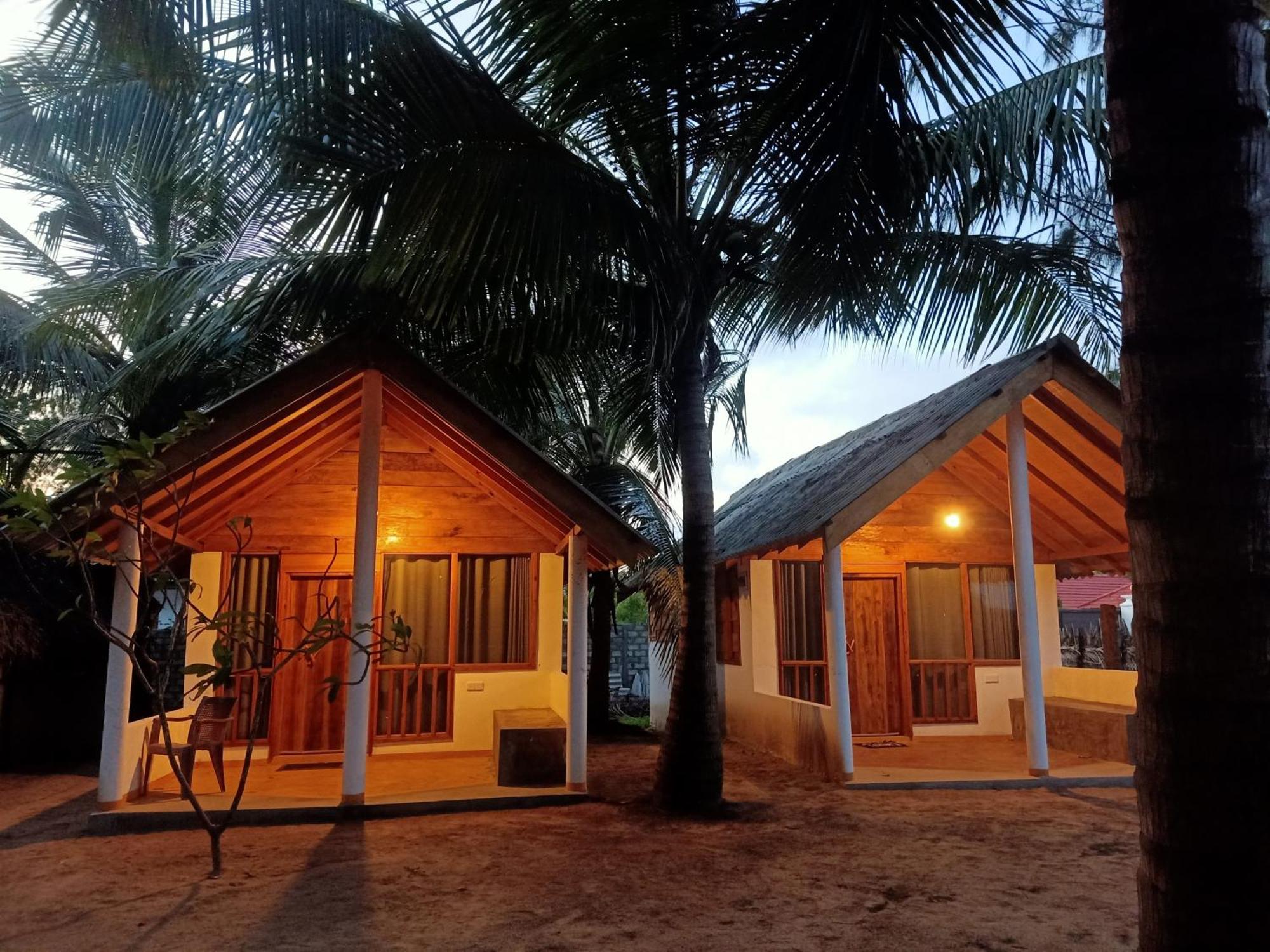 Sand Dune Beach Resort & Surf Camp آروغام المظهر الخارجي الصورة