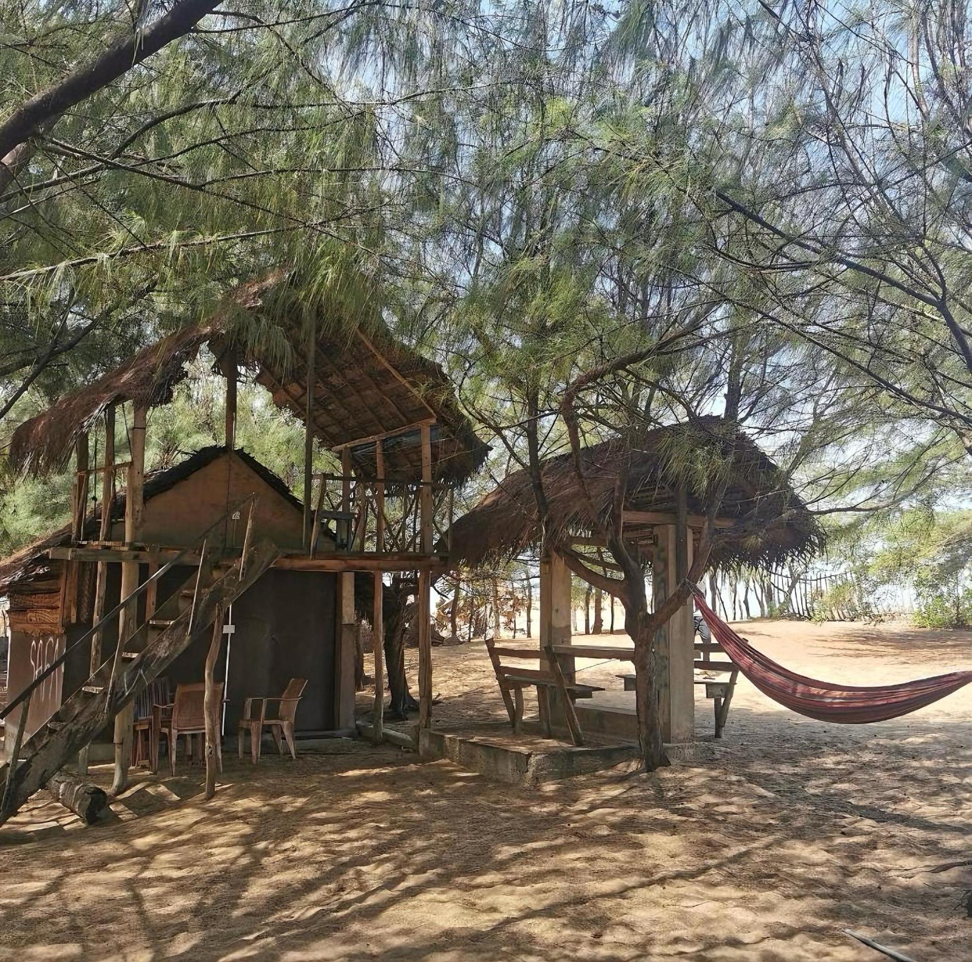 Sand Dune Beach Resort & Surf Camp آروغام المظهر الخارجي الصورة